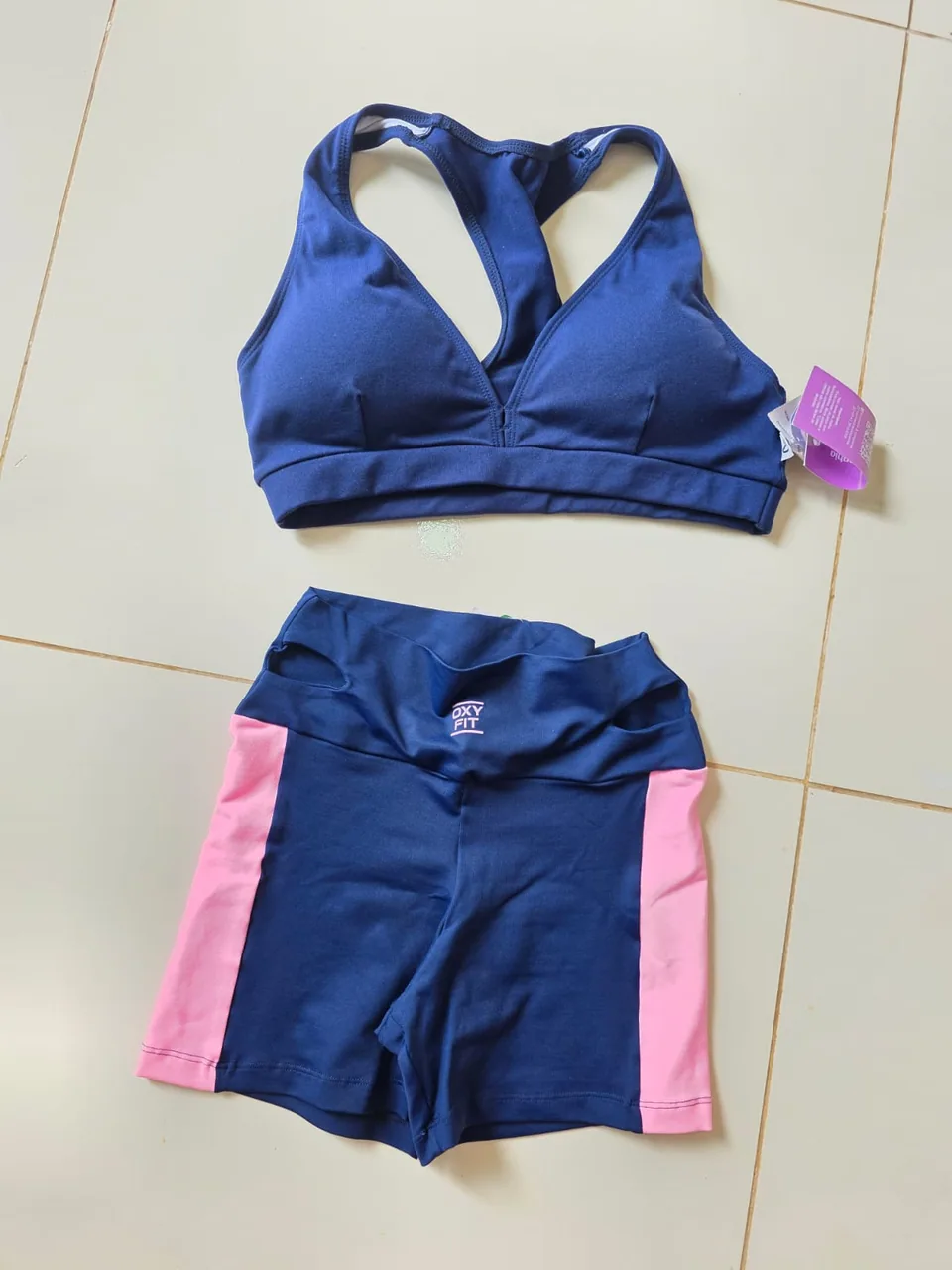 Conjunto Oxyfit Azul com Rosa — Foto real, sem filtro