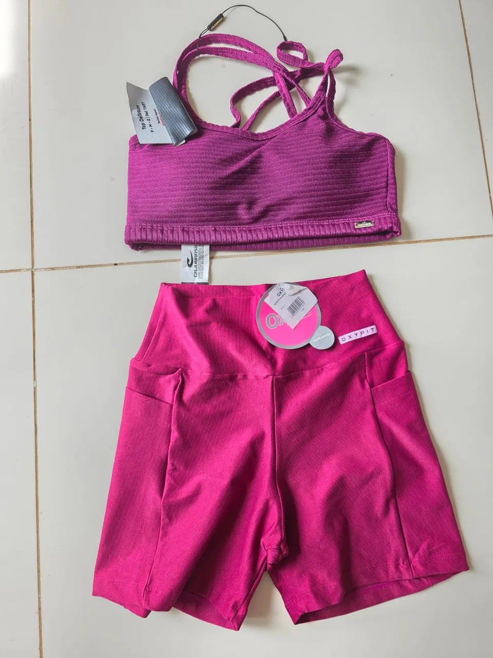 Conjunto Fitness Rosa com Top e Short — Foto real, sem filtro