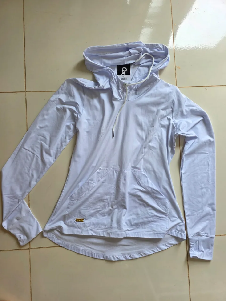 Blusa com capuz e bolso Oxyfit — Foto real, sem filtro